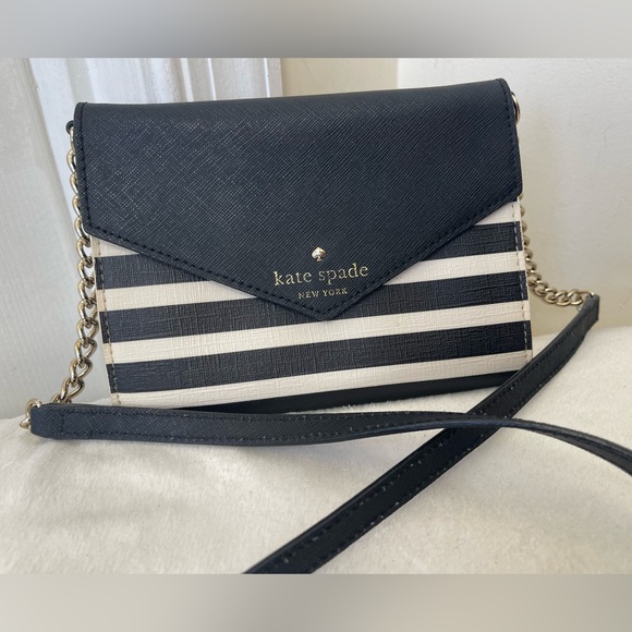 Kate Spade Striped storybook lining Small Crossbody Bag EUC - Picture 9 of 10